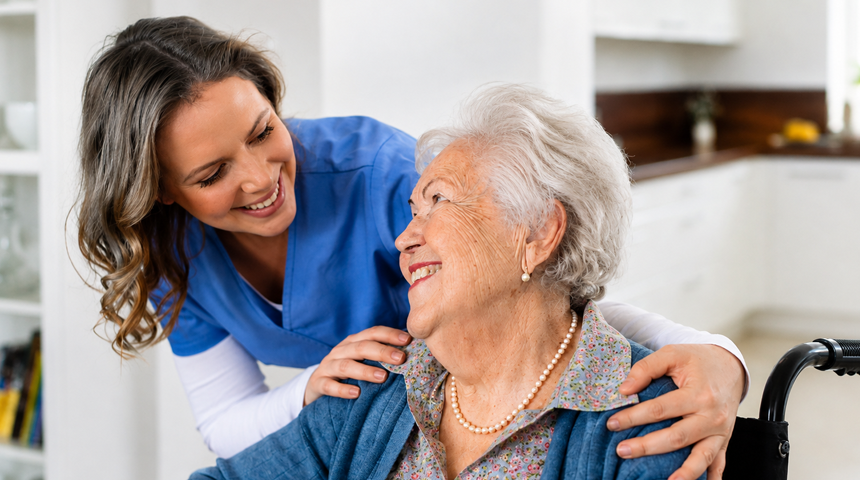 How Companion and Personal Care Help Seniors Maintain Independence at Home